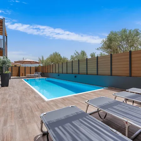 Dimargi アパート *