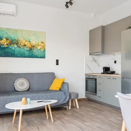 Dimargi Apartment
